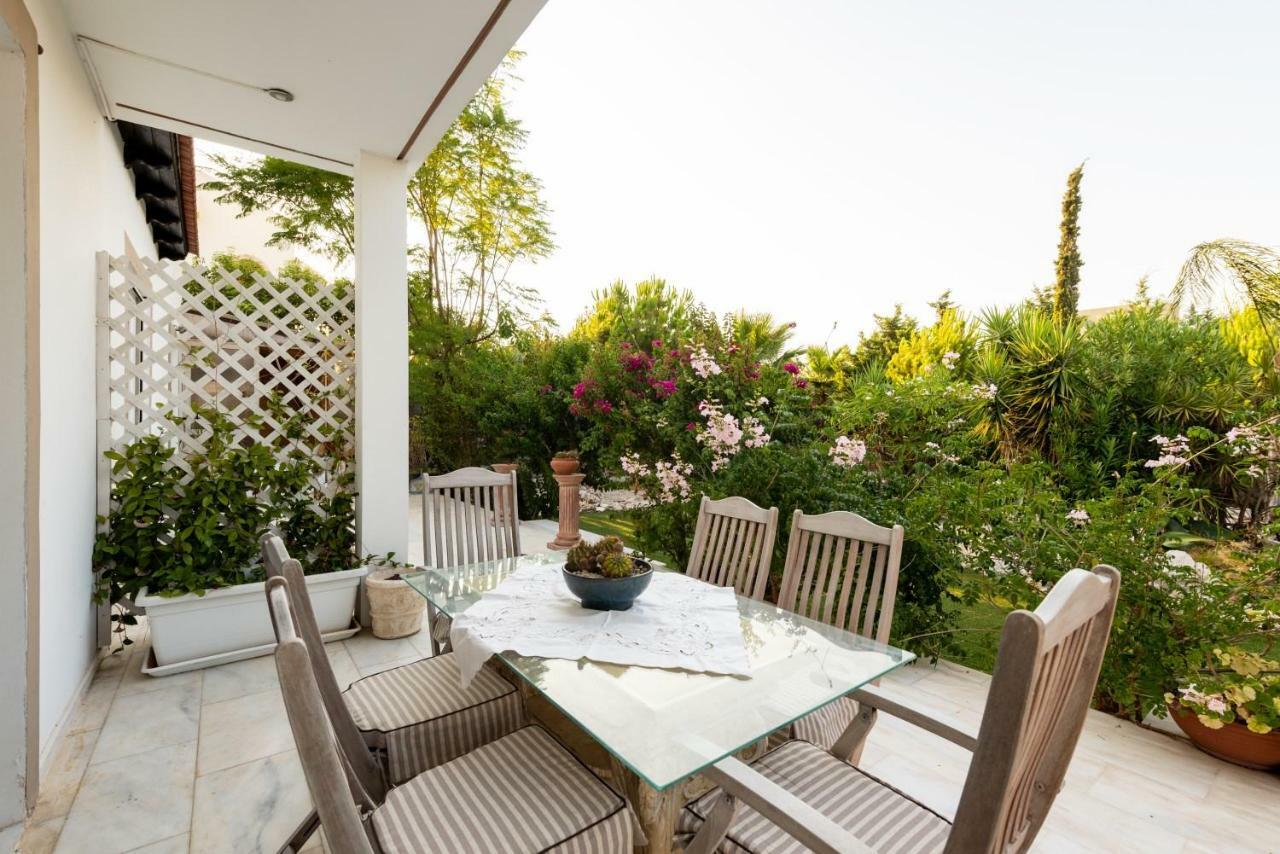 Nicole'S Garden Villa Kallithea  Exterior photo