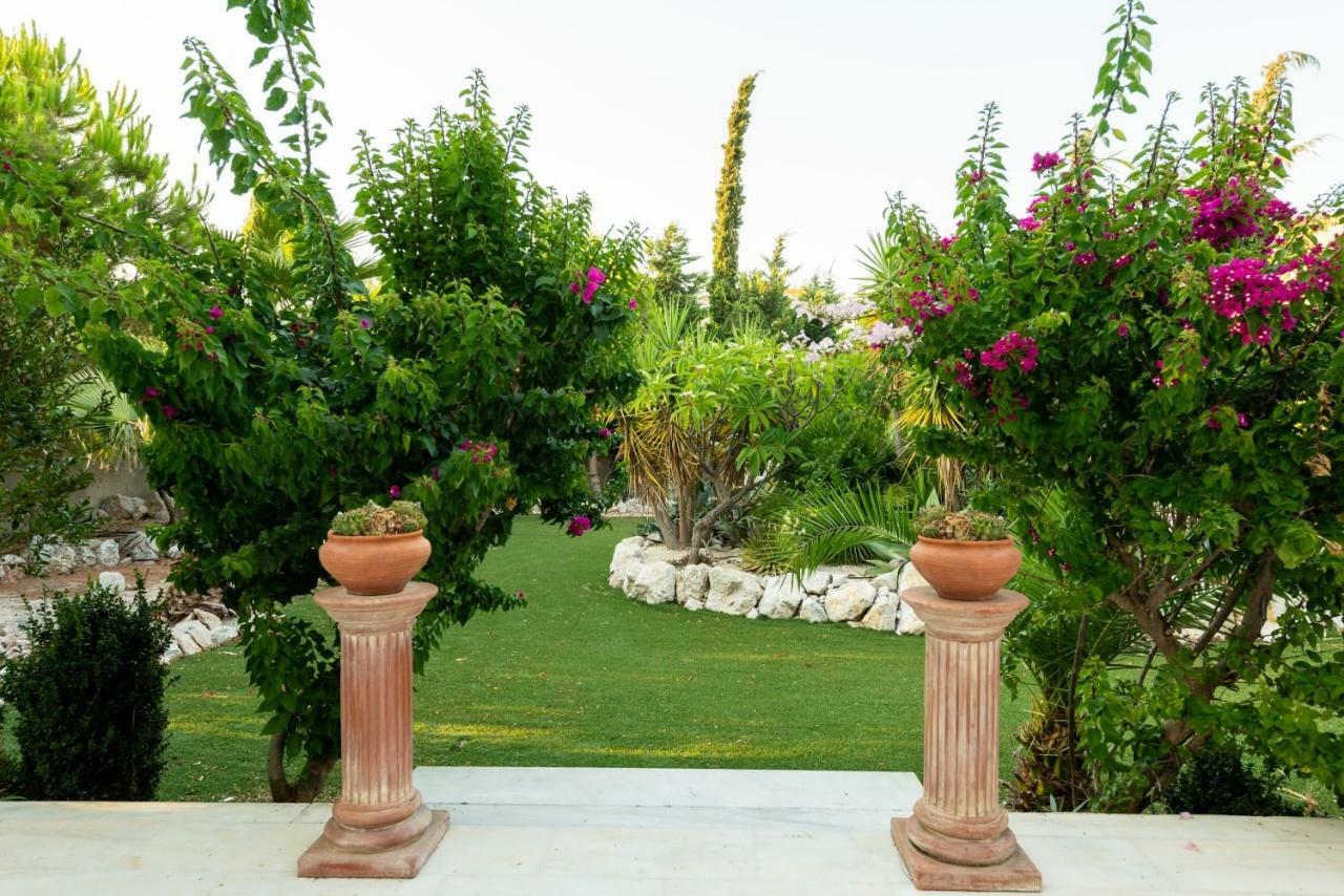 Nicole'S Garden Villa Kallithea  Exterior photo